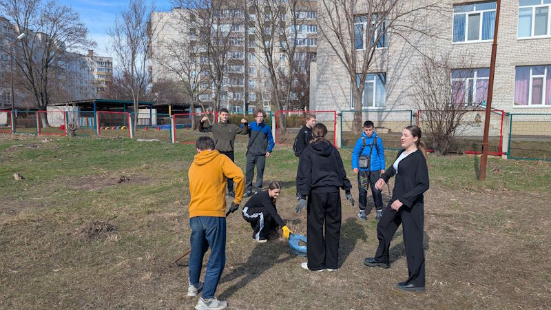 Весняне прибирання 11