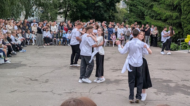 Останній дзвоник - 11