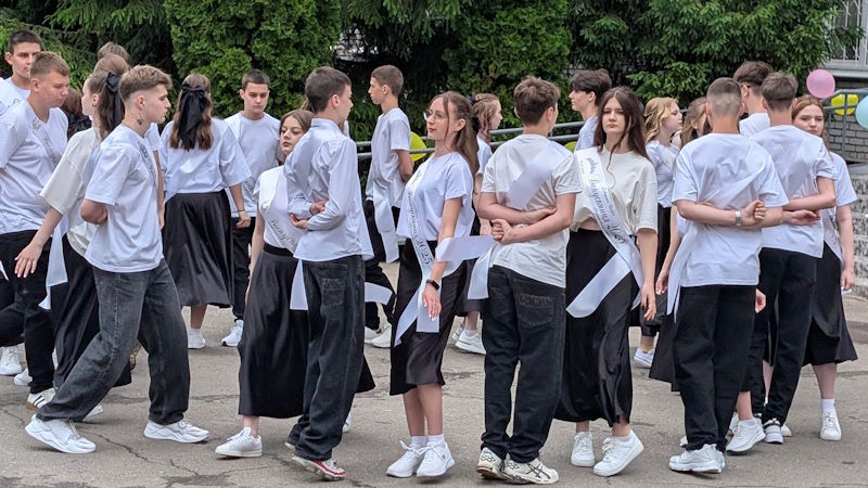 Останній дзвоник - 13