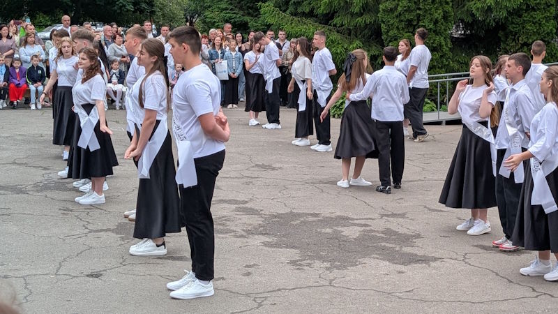 Останній дзвоник - 24